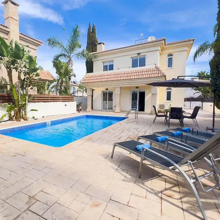 Rea Villa Protaras